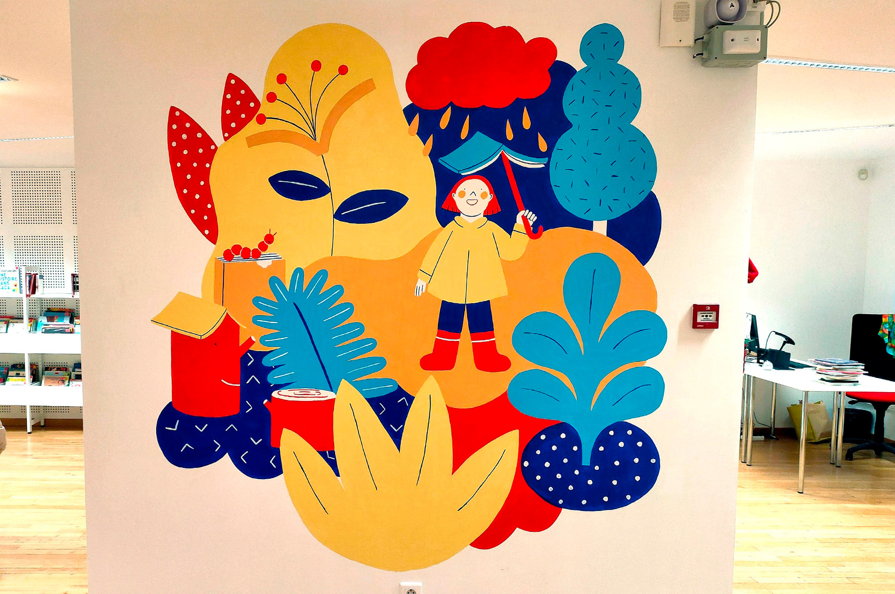 fresque murale participative dans l'espace jeunesse de la médiathèque de Marlenheim