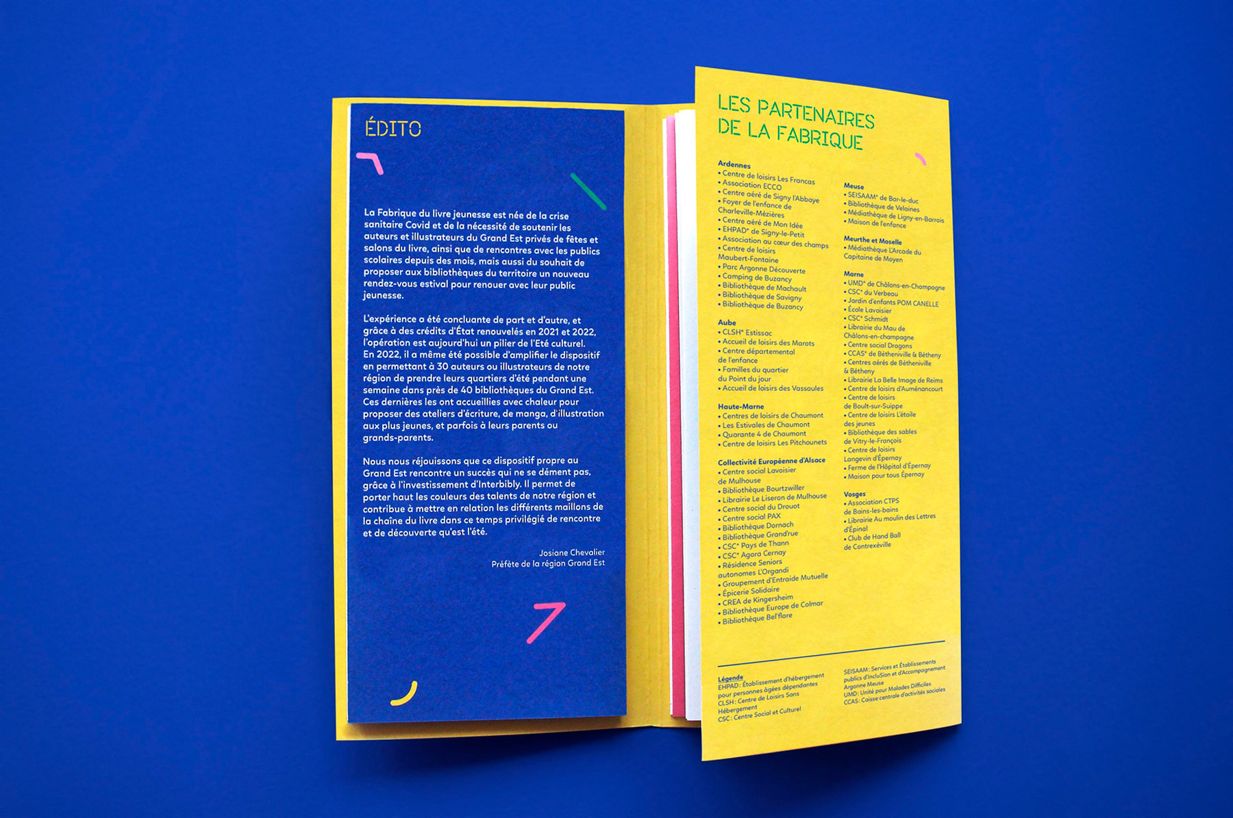 pages intérieures du bilan de la fabrique du livre jeunesse pour l'association Interbibly